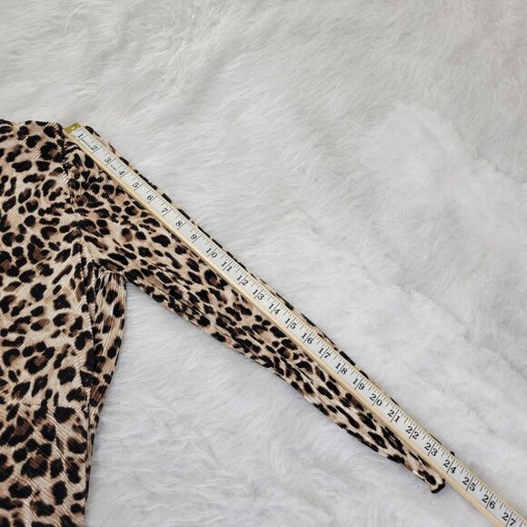 Saylor Emerson Leopard Animal Print Long Sleeve Ribbed Open Back Dress Medium - Picture 11 of 15